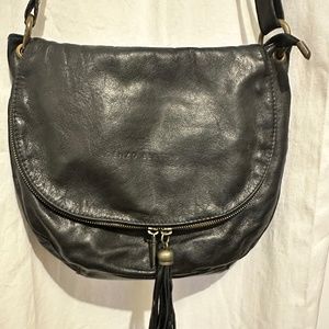 Enzo Bernini Black Leather Boho Crossbody Bag
